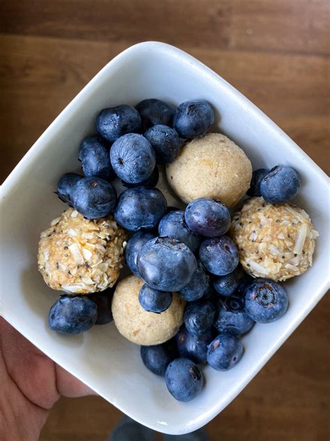 How does Snack Cup Lemon Poppy Seed Power Bites fit into your Daily Goals - calories, carbs, nutrition