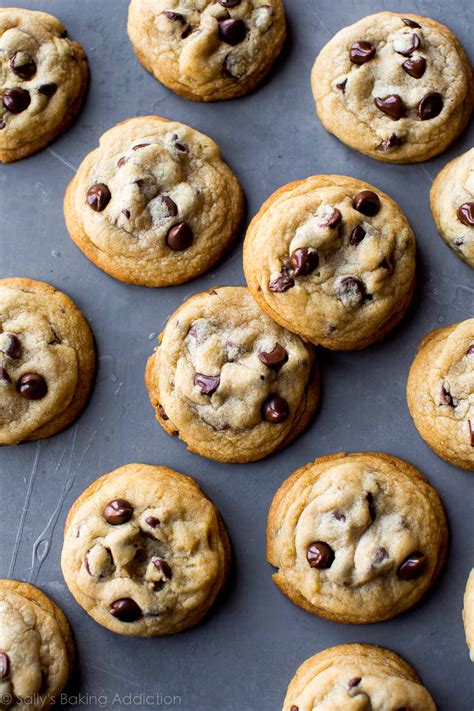 How does Soft Chocolate Chip Cookies fit into your Daily Goals - calories, carbs, nutrition