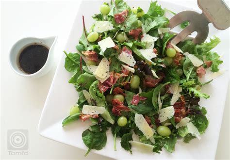 How does Sonoma Grape and Prosciutto Salad fit into your Daily Goals - calories, carbs, nutrition