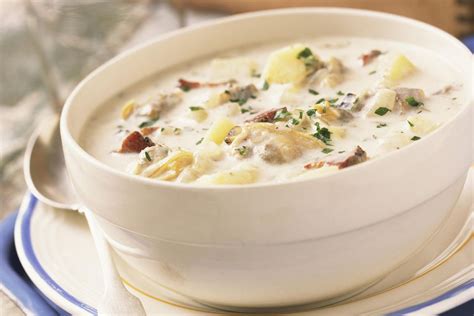 How does Soup Chowder New England Clam Bacon 16 oz fit into your Daily Goals - calories, carbs, nutrition