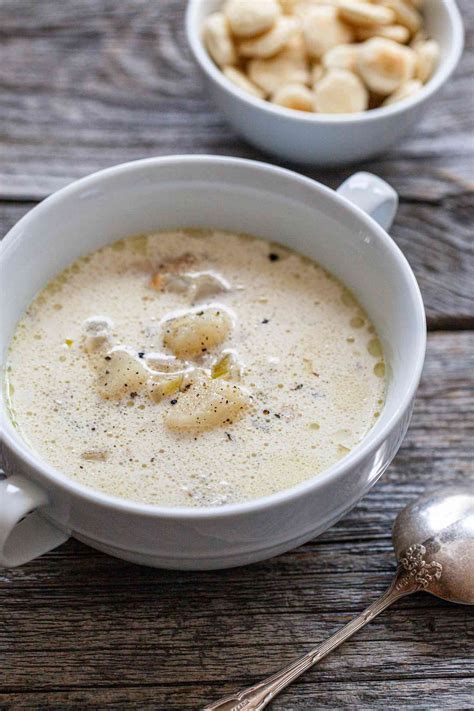 How does Soup New England Clam Chowder Whole Milk FRZ 8 oz fit into your Daily Goals - calories, carbs, nutrition