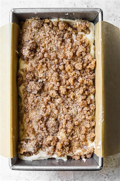 How does Sour Cream Coffee Cake fit into your Daily Goals - calories, carbs, nutrition