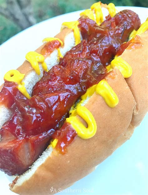 How does Southern BBQ Hot Dog fit into your Daily Goals - calories, carbs, nutrition