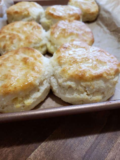 How does Southern Biscuit fit into your Daily Goals - calories, carbs, nutrition