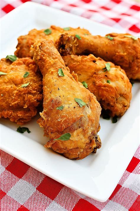 How does Southern Fried Chicken fit into your Daily Goals - calories, carbs, nutrition