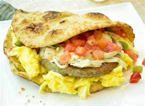 How does Southwest Breakfast Flatbread fit into your Daily Goals - calories, carbs, nutrition