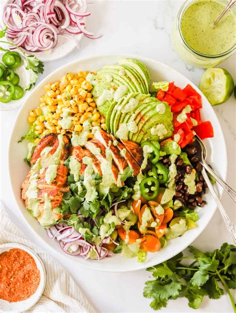 How does Southwest Chicken Salad fit into your Daily Goals - calories, carbs, nutrition