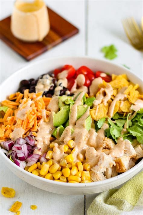 How does Southwest Salad- no Chicken with Southwest Dressing fit into your Daily Goals - calories, carbs, nutrition