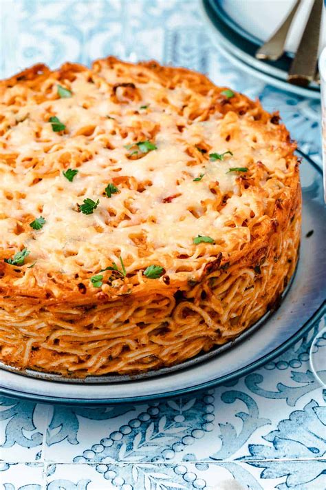 How does Spaghetti Pie fit into your Daily Goals - calories, carbs, nutrition