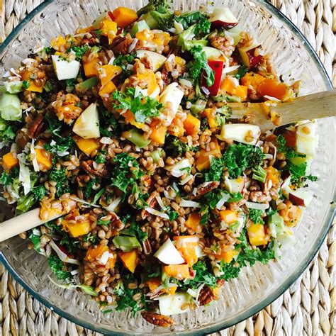 How does Spelt Berry Salad fit into your Daily Goals - calories, carbs, nutrition