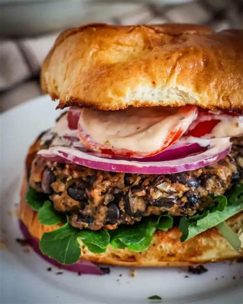 How does Spicy Black Bean Burger with Bun fit into your Daily Goals - calories, carbs, nutrition