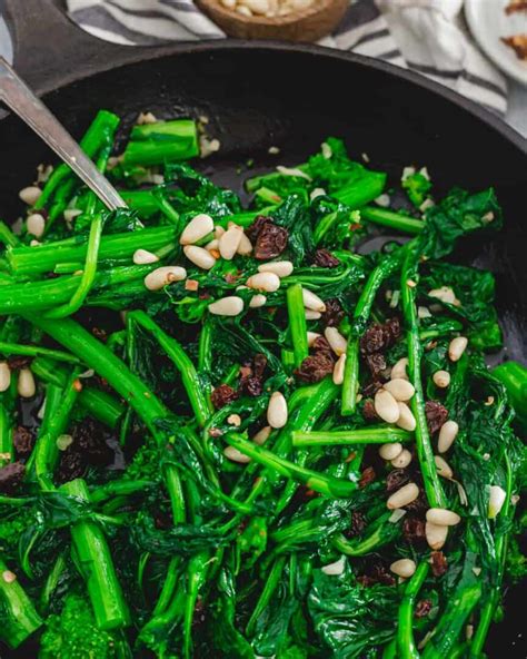 How does Spicy Broccoli Rabe (39122.0) fit into your Daily Goals - calories, carbs, nutrition