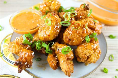 How does Spicy Chicken Bites (7) fit into your Daily Goals - calories, carbs, nutrition