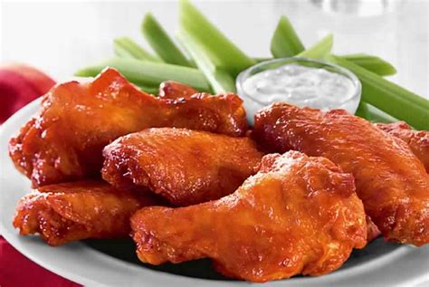 How does Spicy Chicken Wings fit into your Daily Goals - calories, carbs, nutrition