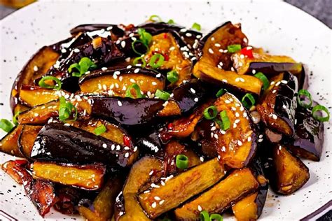 How does Spicy Eggplant & Pepper Tostadas fit into your Daily Goals - calories, carbs, nutrition