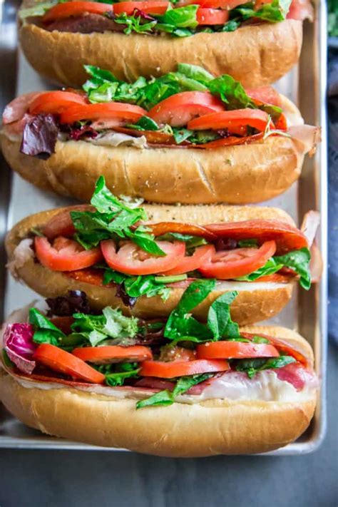 How does Spicy Italian Sub fit into your Daily Goals - calories, carbs, nutrition