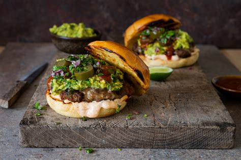 How does Spicy Jalapeno Burger fit into your Daily Goals - calories, carbs, nutrition