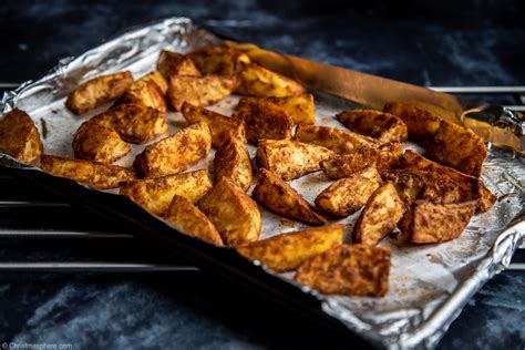 How does Spicy Potato Wedges fit into your Daily Goals - calories, carbs, nutrition