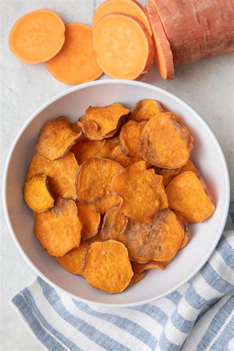 How does Spicy Sweet Potato Chips fit into your Daily Goals - calories, carbs, nutrition