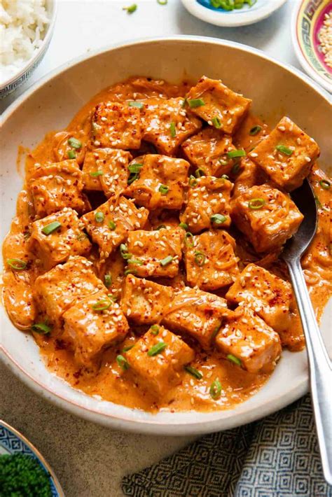 How does Spicy Tofu & Spelt Salad fit into your Daily Goals - calories, carbs, nutrition