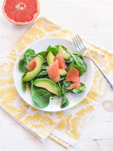 How does Spinach, Avocado and Grapefruit Salad fit into your Daily Goals - calories, carbs, nutrition