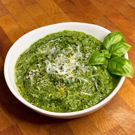 How does Spinach - Basil Pesto fit into your Daily Goals - calories, carbs, nutrition