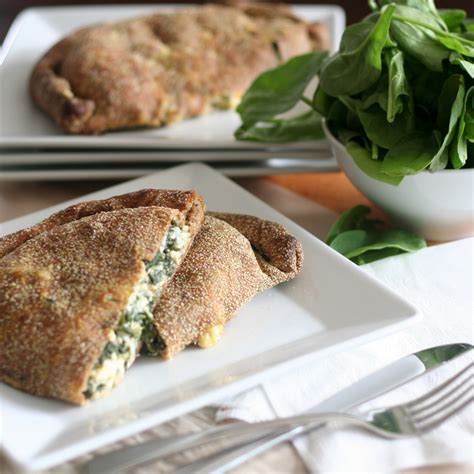 How does Spinach Calzone fit into your Daily Goals - calories, carbs, nutrition