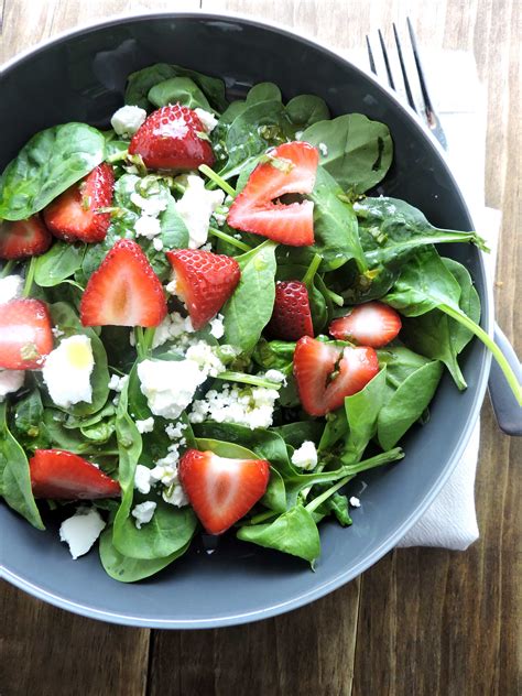 How does Spinach Goat Cheese Salad fit into your Daily Goals - calories, carbs, nutrition