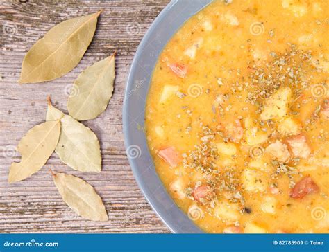 How does Split Pea Soup with Marjoram & Kielbasa fit into your Daily Goals - calories, carbs, nutrition