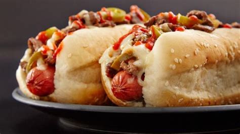 How does Sriracha Cheesesteak fit into your Daily Goals - calories, carbs, nutrition