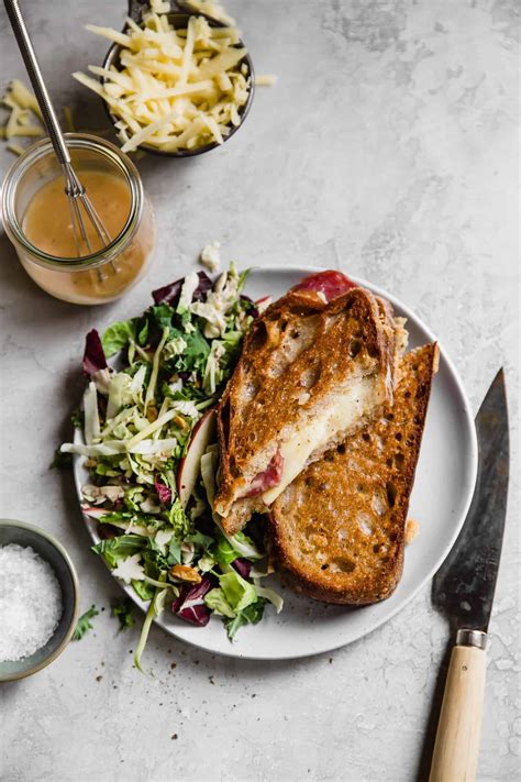 How does Steak Cheddar Grilled Sourdough Sandwich fit into your Daily Goals - calories, carbs, nutrition