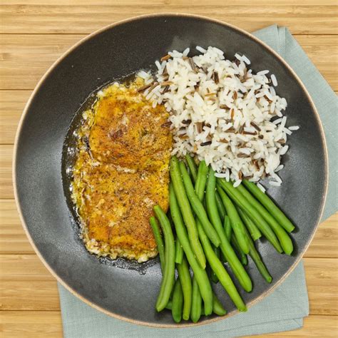 How does Steak Piscatella with Rice and Green Beans fit into your Daily Goals - calories, carbs, nutrition