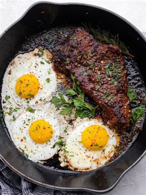 How does Steak and Eggs (24606.1) fit into your Daily Goals - calories, carbs, nutrition