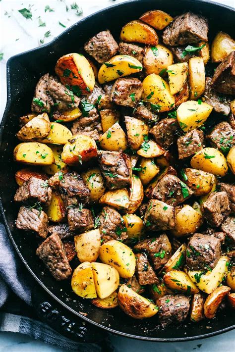 How does Steakhouse Potatoes fit into your Daily Goals - calories, carbs, nutrition