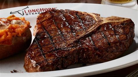 How does Steakhouse Special (44743.0) fit into your Daily Goals - calories, carbs, nutrition