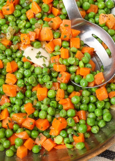 How does Steamed Garden Peas and Carrots fit into your Daily Goals - calories, carbs, nutrition