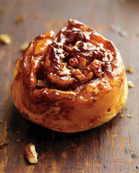 How does Sticky Bun 1 EA fit into your Daily Goals - calories, carbs, nutrition