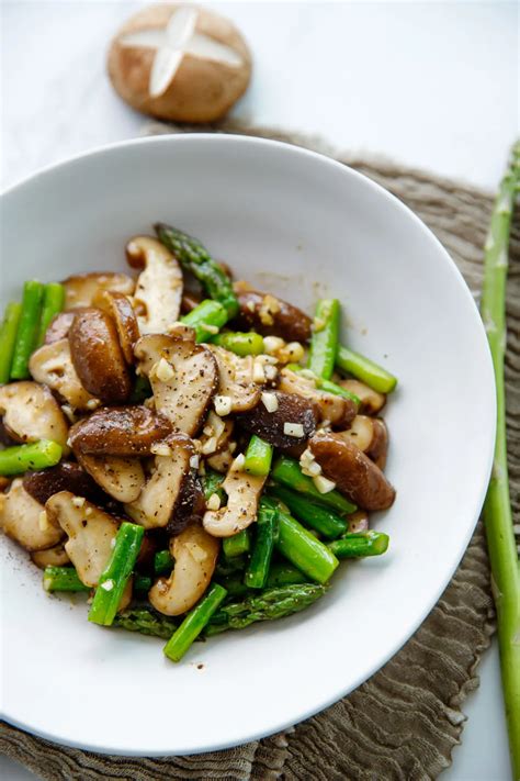 How does Stir-Fried Asparagus with Shiitake Mushrooms fit into your Daily Goals - calories, carbs, nutrition