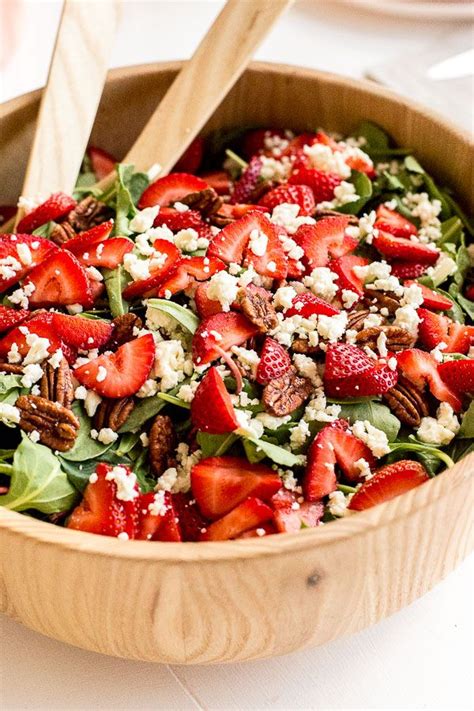 How does Strawberry Fields Salad Full-Size fit into your Daily Goals - calories, carbs, nutrition