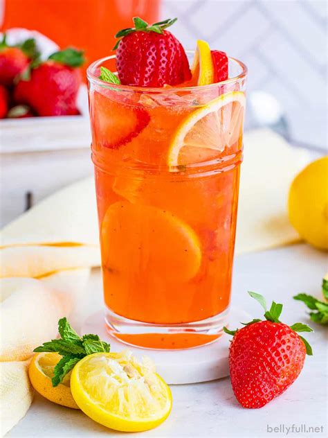 How does Strawberry Lemonade - Medium fit into your Daily Goals - calories, carbs, nutrition