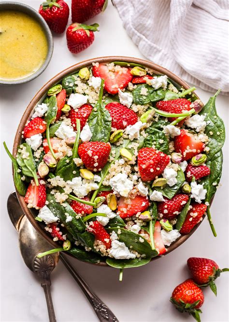 How does Strawberry Quinoa Salad with Chopped Kale fit into your Daily Goals - calories, carbs, nutrition