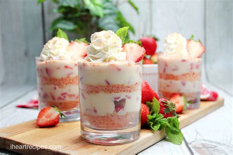 How does Strawberry Shortcake Cup fit into your Daily Goals - calories, carbs, nutrition