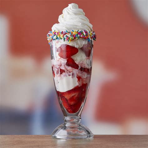 How does Strawberry Sundae fit into your Daily Goals - calories, carbs, nutrition