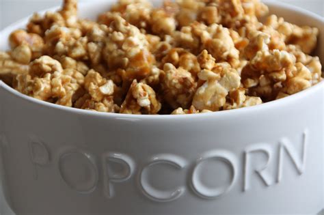 How does Strawberry Toffee Popcorn fit into your Daily Goals - calories, carbs, nutrition