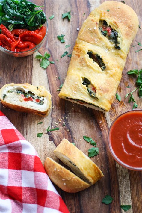 How does Stromboli with Spinach and Peppers fit into your Daily Goals - calories, carbs, nutrition