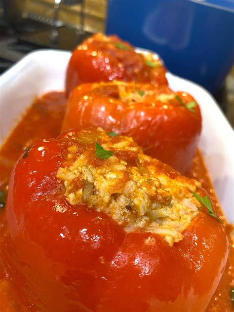 How does Stuffed Green Pepper with Tomato Sauce fit into your Daily Goals - calories, carbs, nutrition