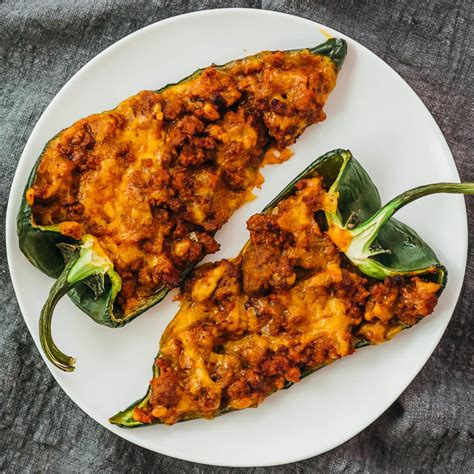 How does Stuffed Poblano Pepper fit into your Daily Goals - calories, carbs, nutrition