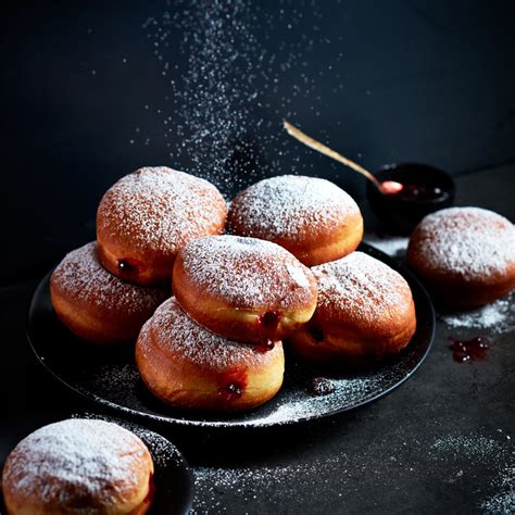 How does Sufganiyot Jelly Doughnuts (89657.0) fit into your Daily Goals - calories, carbs, nutrition