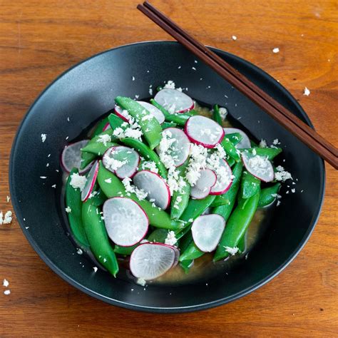 How does Sugar Snap Peas with Miso Glaze fit into your Daily Goals - calories, carbs, nutrition