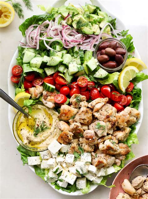 How does Summer Greek Salad and Chicken fit into your Daily Goals - calories, carbs, nutrition